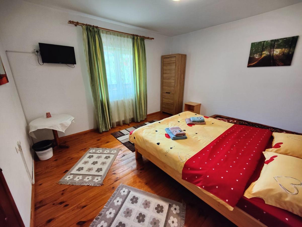 Casa Poiana Teiului Hotel Bagian luar foto